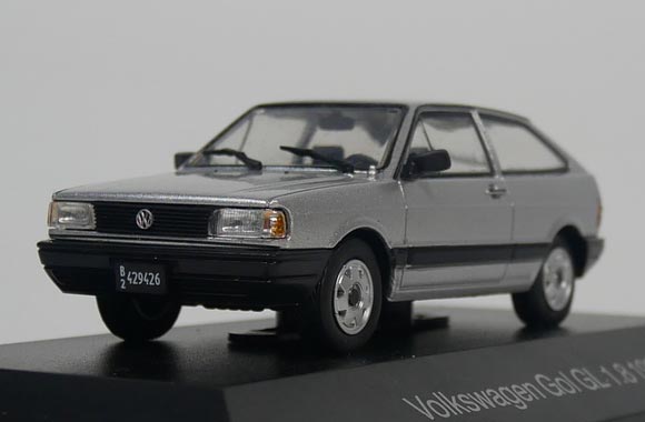 génération 1981-1996 avec socle 1/43 deagostini Model VW VOLKSWAGEN GOL GL BX 1 